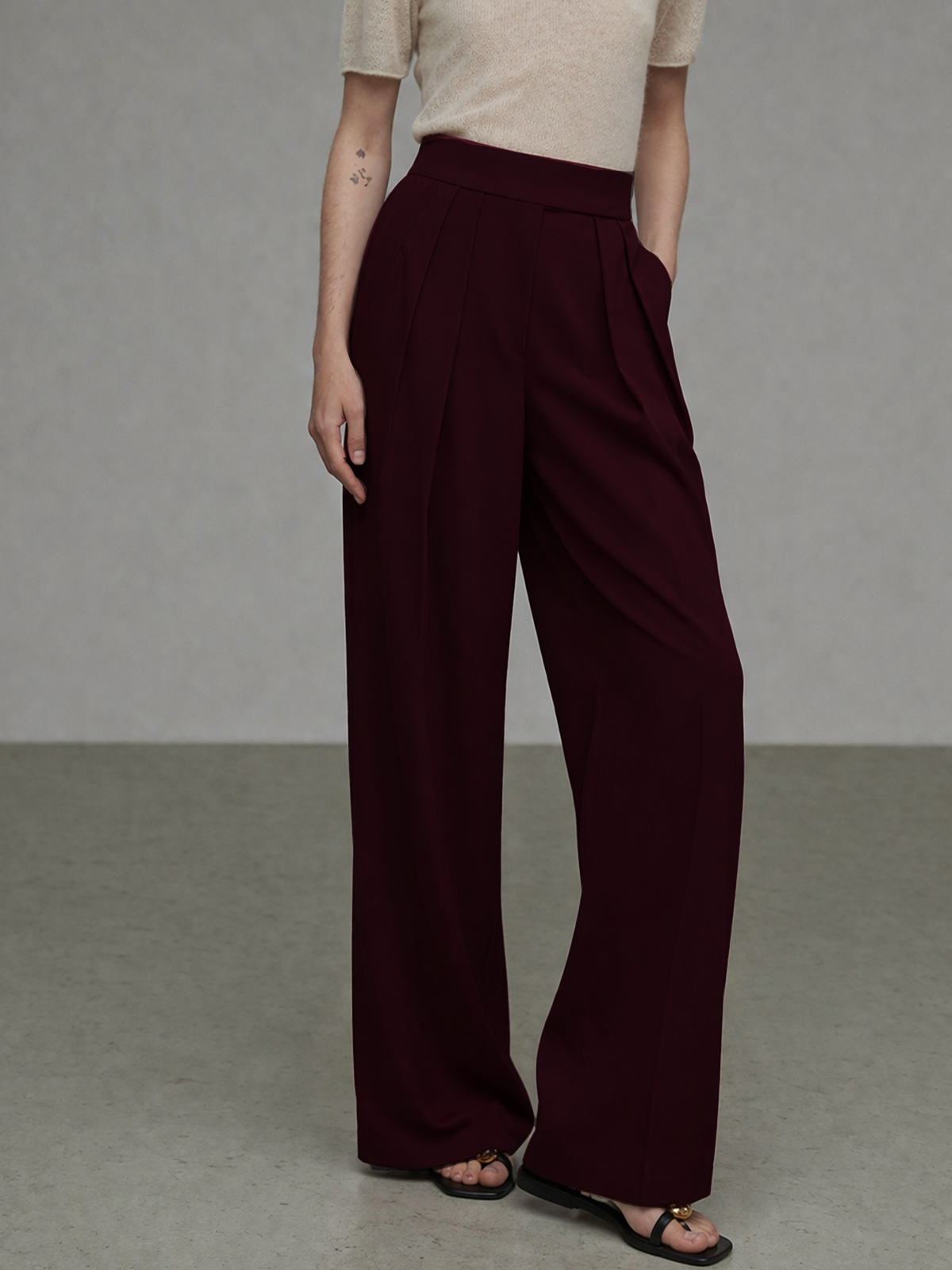 RǏWYÑ | Fine Pleat Tailored Trousers