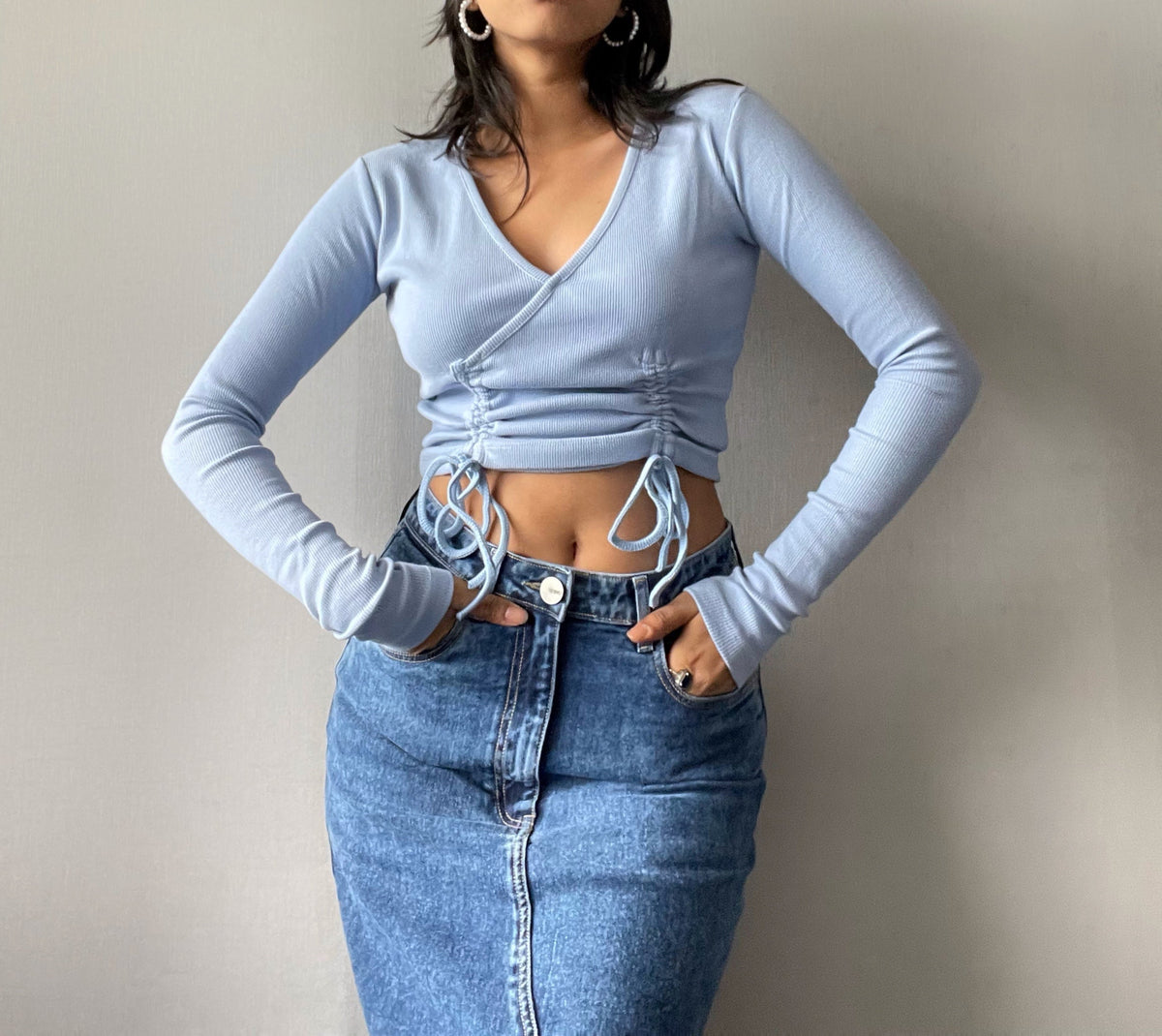 RǏWYÑ | Overlap Full Sleeve Rib Knit Top With Front Ruching