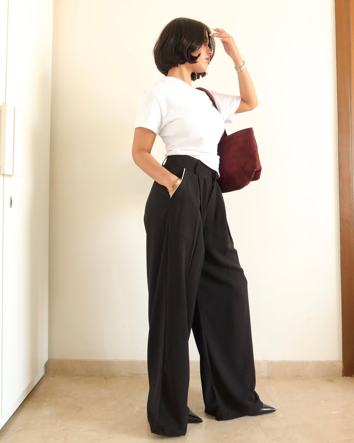 RǏWYÑ | Outline Pleats Pants