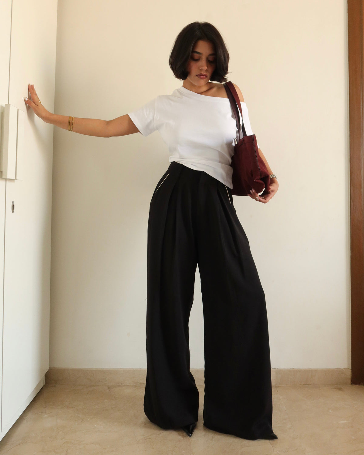 RǏWYÑ | Outline Pleats Pants