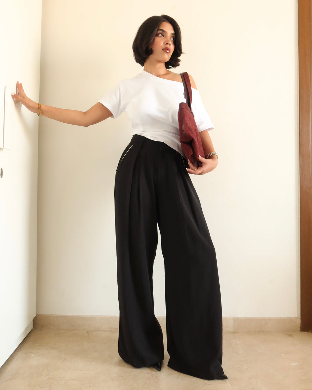 RǏWYÑ | Outline Pleats Pants