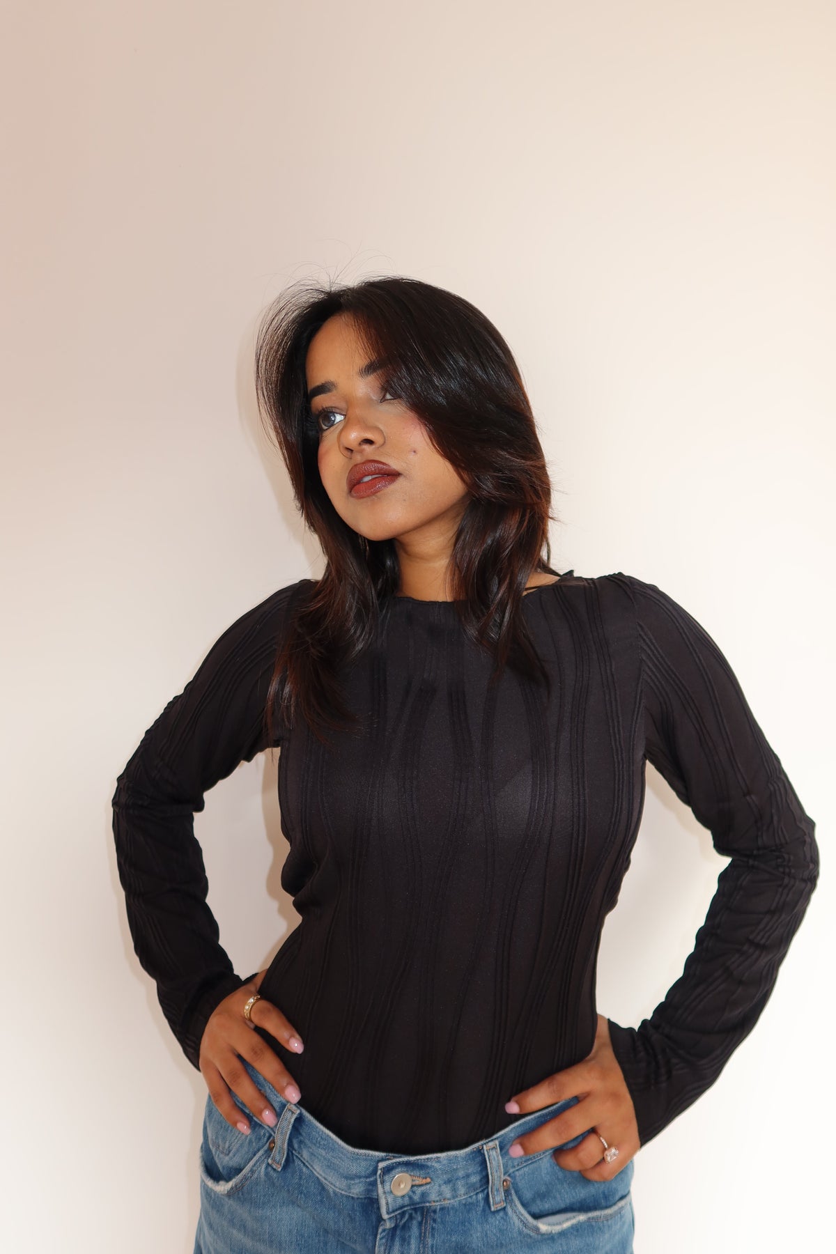 RǏWYÑ | Wavy Aura Full Sleeve Top