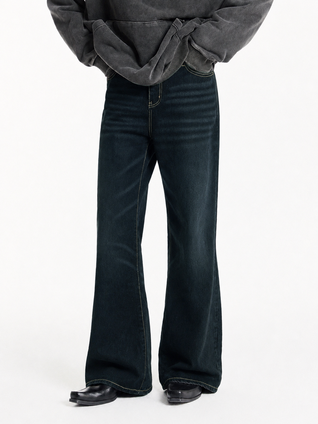 RIWYN Drift Bootcut Jeans