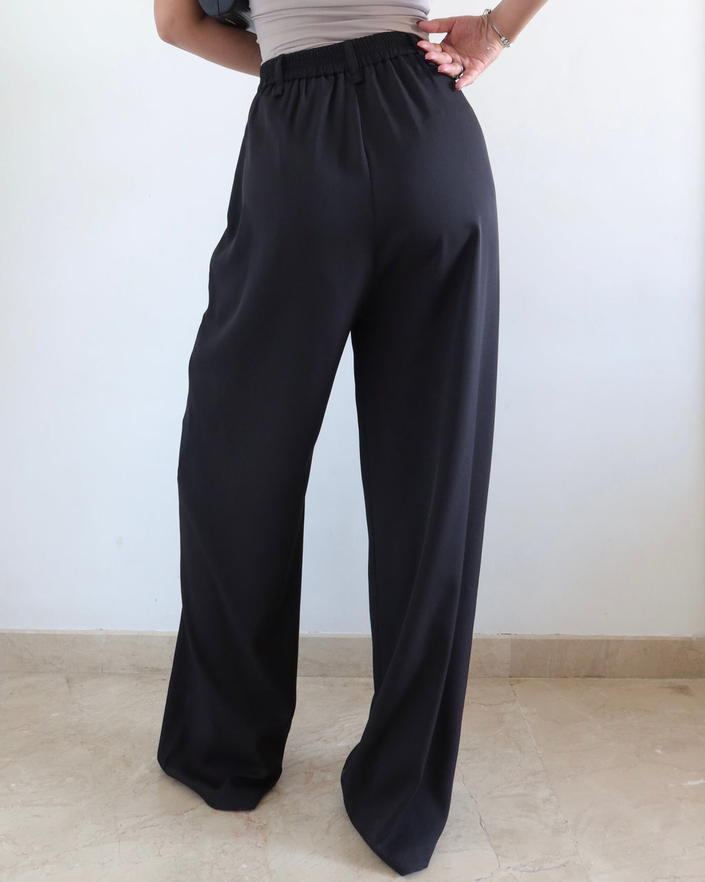 RǏWYÑ | Rivet Grip Loose Tailored Trousers