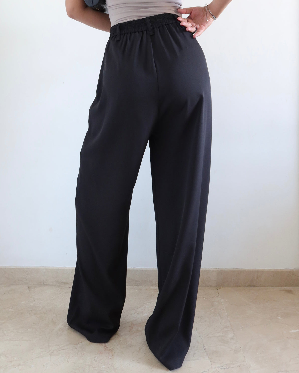 RǏWYÑ | Rivet Grip Loose Tailored Trousers