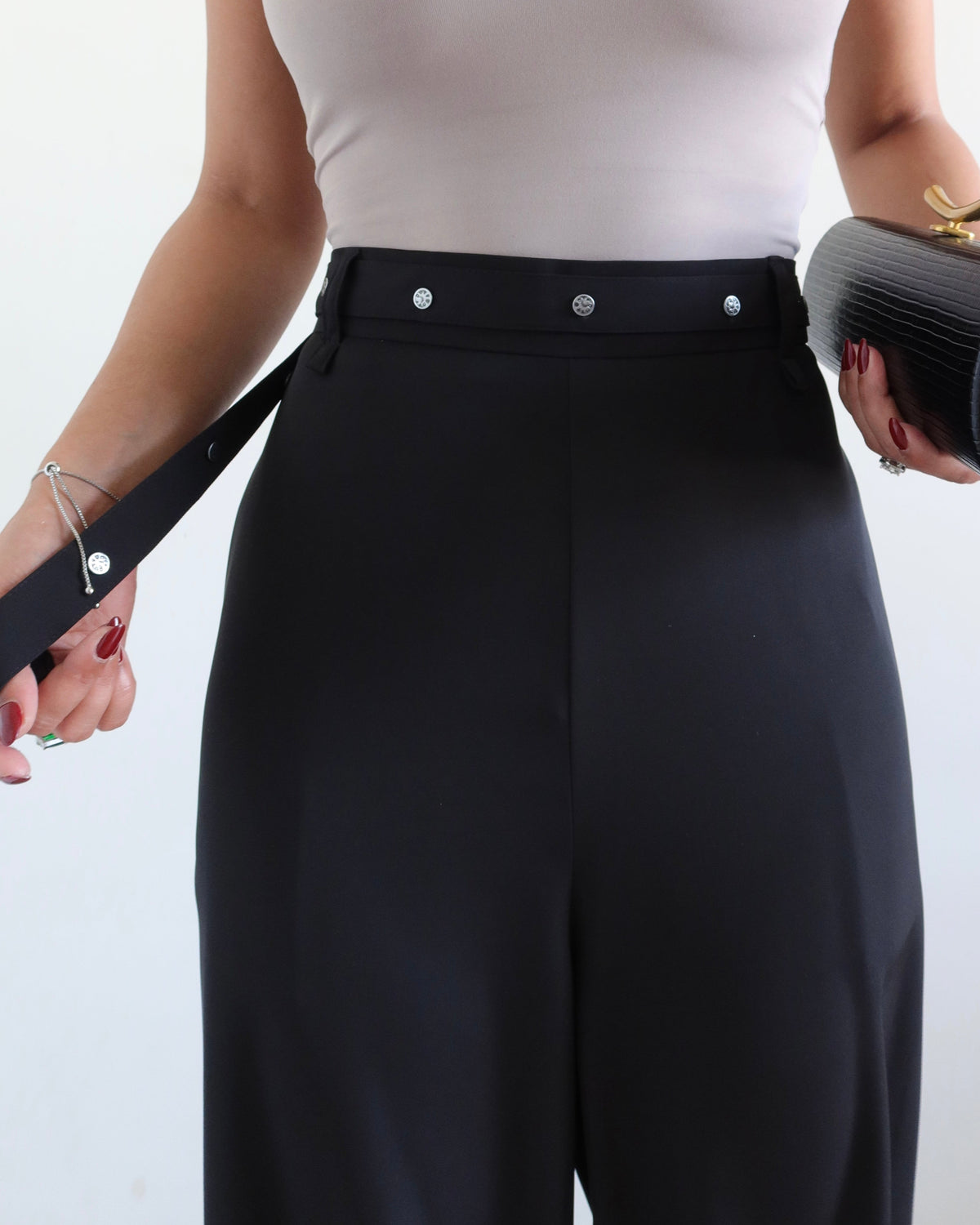 RǏWYÑ | Rivet Grip Loose Tailored Trousers