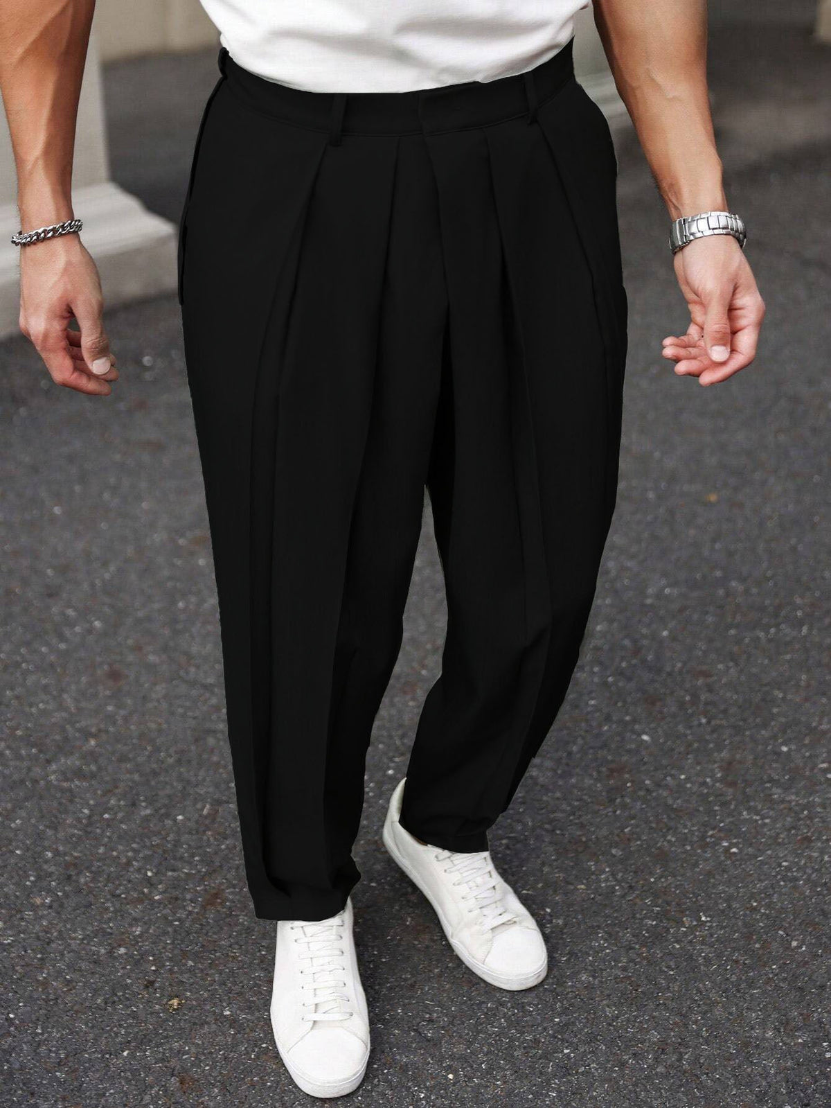 RIWYN Neat Pleats Tailored Linen Pants