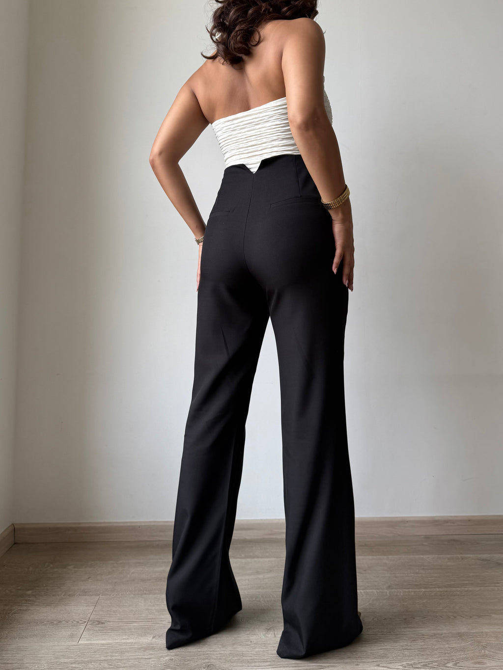 RǏWYÑ | Polished Linen Flared Tailored Pants