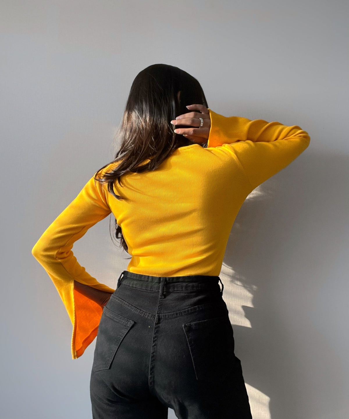 RǏWYÑ | Heart Cut Out Bell Sleeve Top