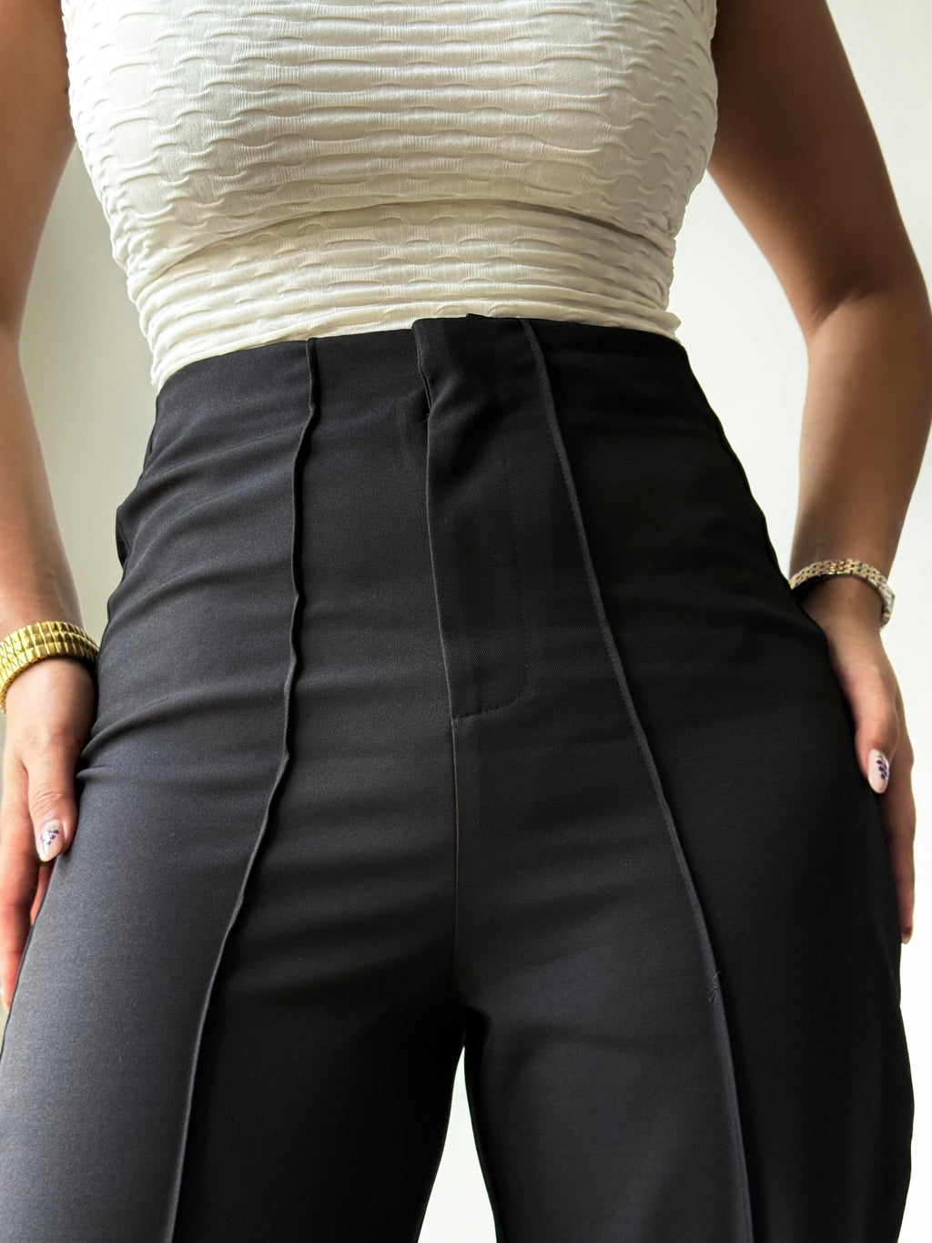 RǏWYÑ | Polished Linen Flared Tailored Pants