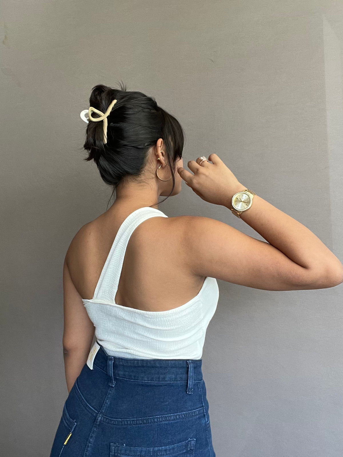RǏWYÑ | Contour One-Shoulder Ruched Cut-Out Top