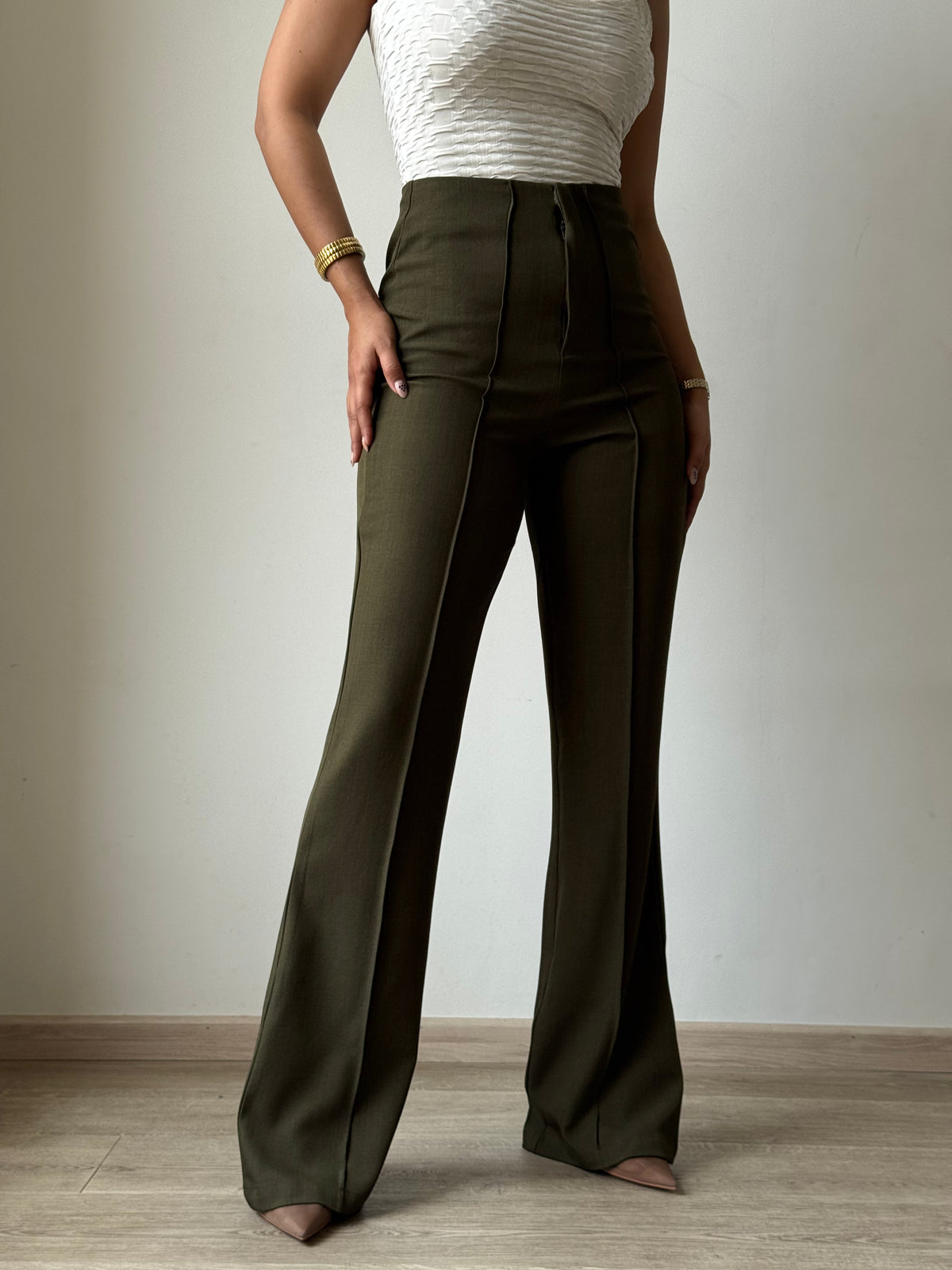 RǏWYÑ | Polished Linen Flared Tailored Pants