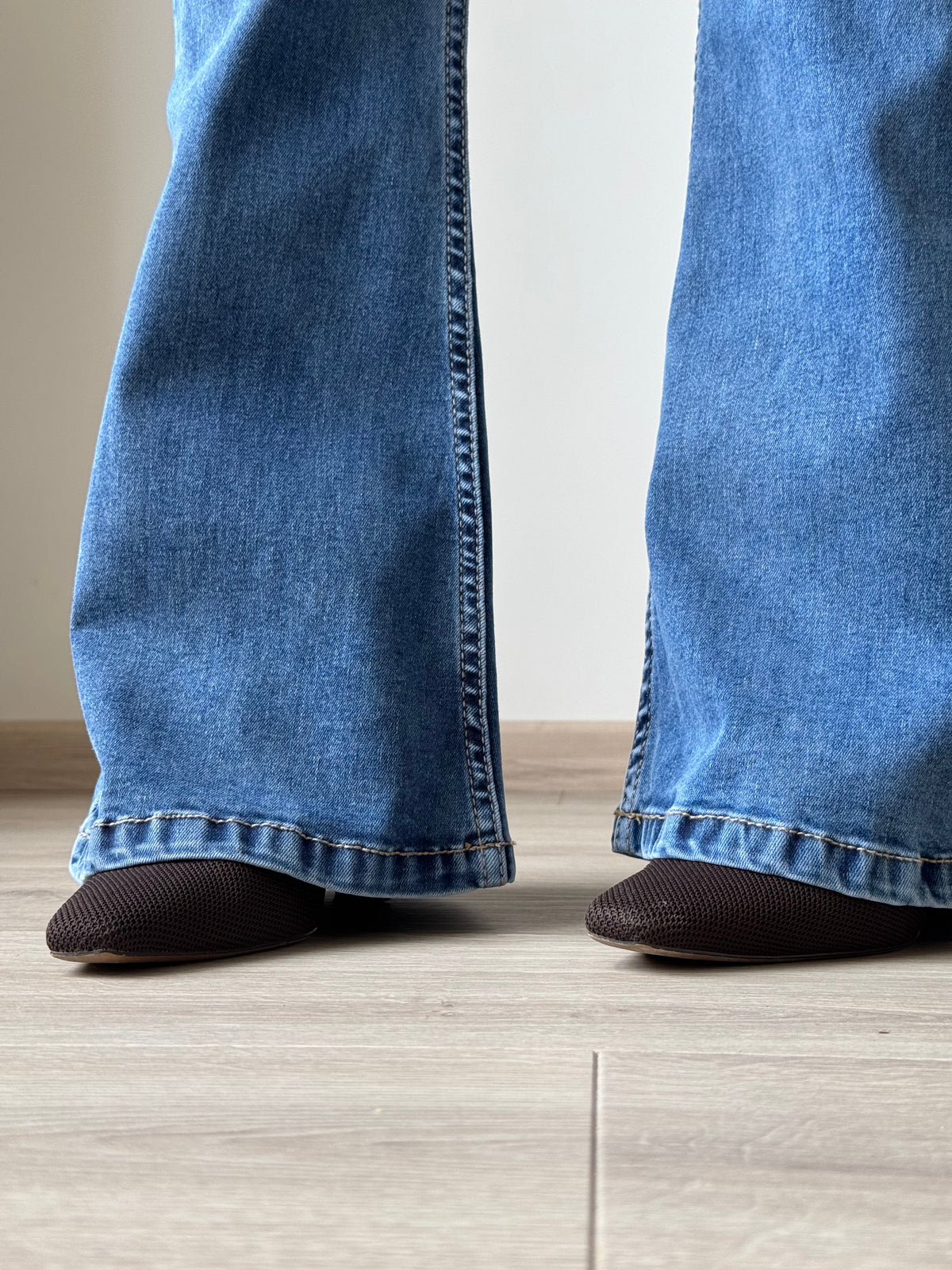 RǏWYÑ | Ultra High Rise Flare Bootcut Jeans
