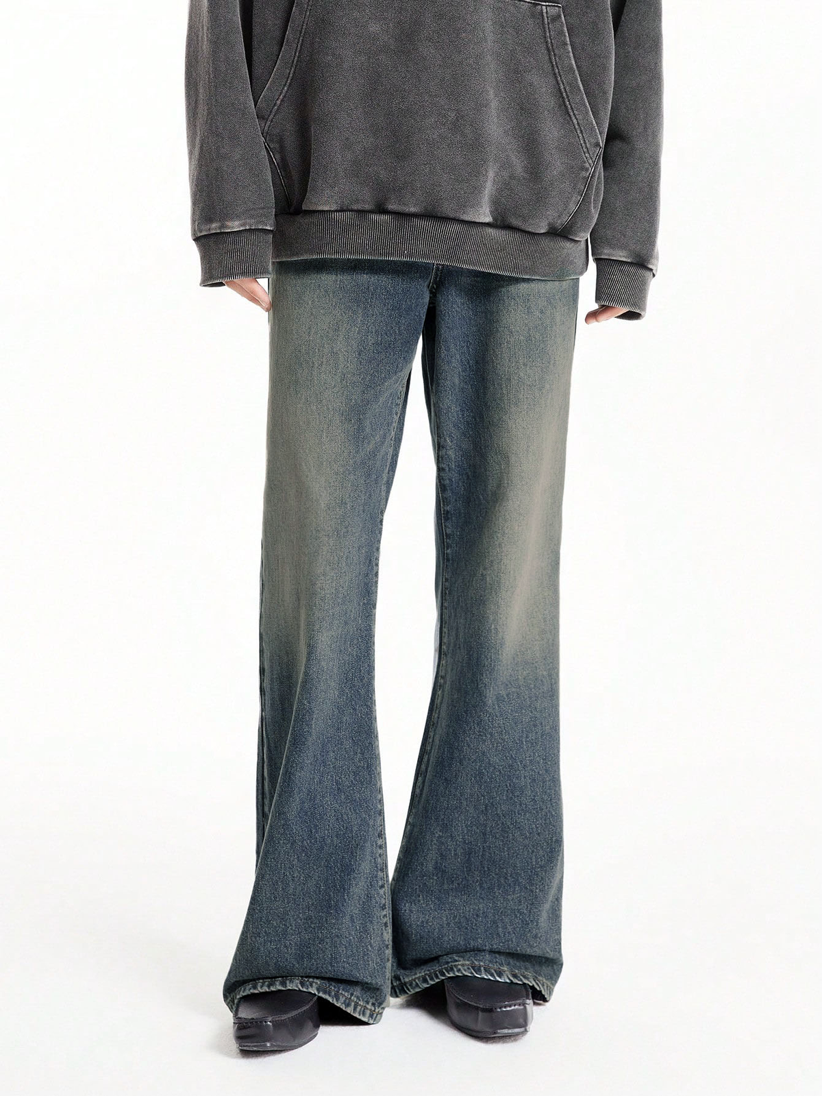 RIWYN Drift Bootcut Jeans