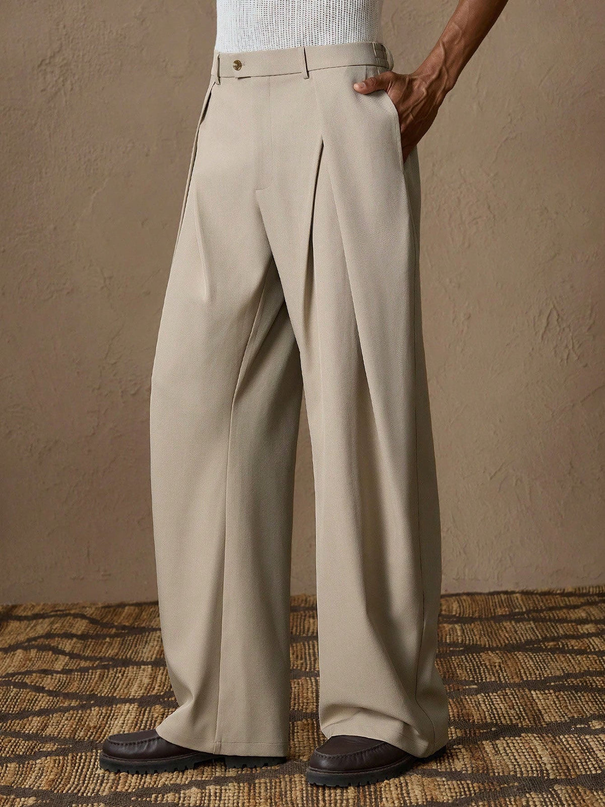 RIWYN Draped Game Pleated Trouser