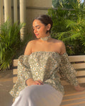 RǏWYÑ | Daisy Off-Shoulder Top with choker
