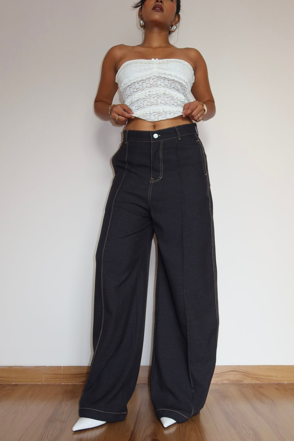 RǏWYÑ | Denim-Inspired Pin-Tuck Barrel Pants