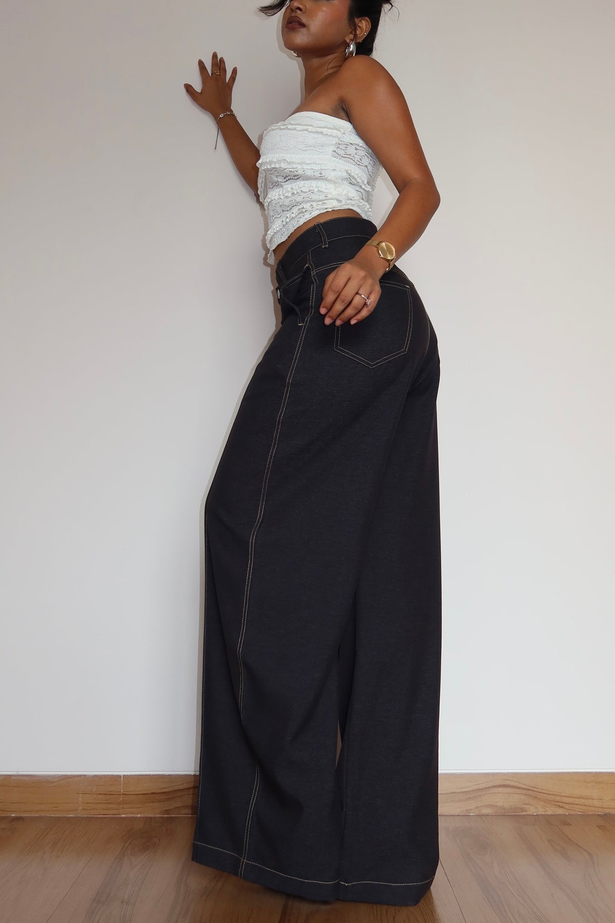 RǏWYÑ | Denim-Inspired Pin-Tuck Barrel Pants