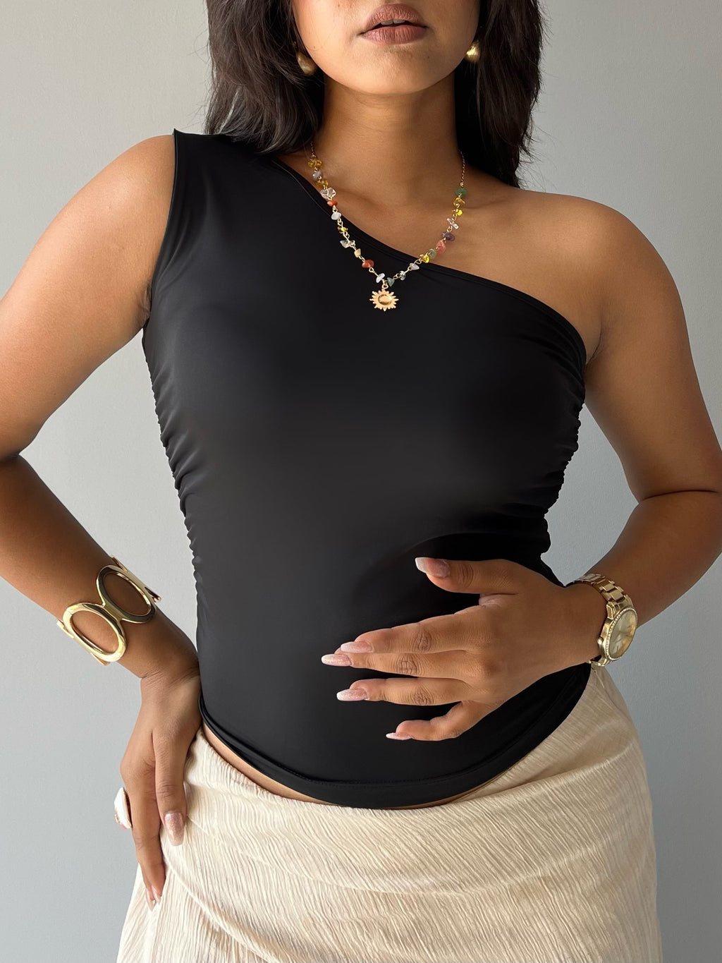 RǏWYÑ | Effortless Flow One-Shoulder Ruched Top