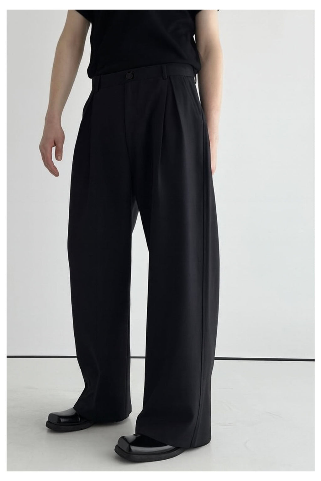 RIWYN Kyoto Pleats Relaxed Trousers