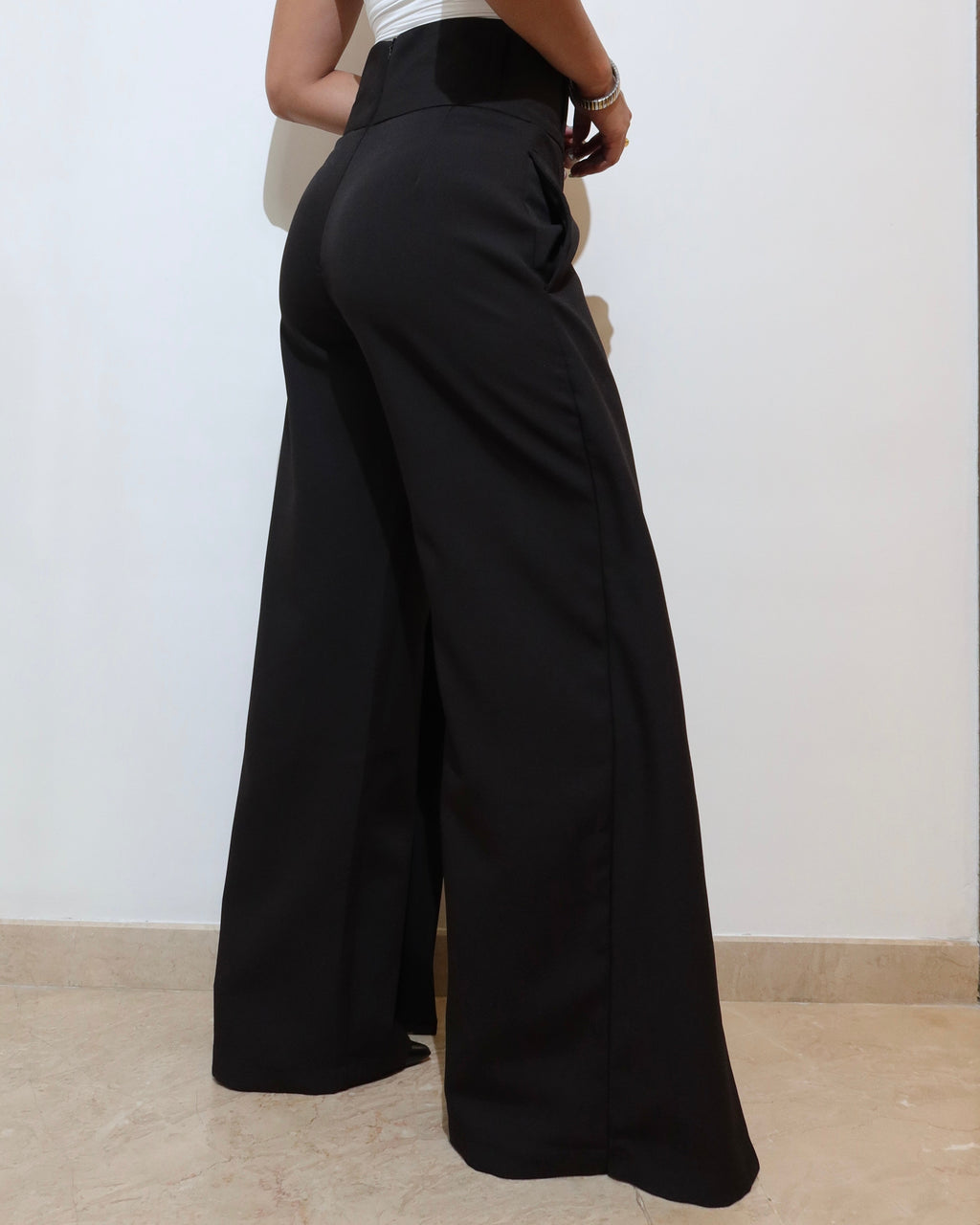 RǏWYÑ | Flattered Flap Straight Pants