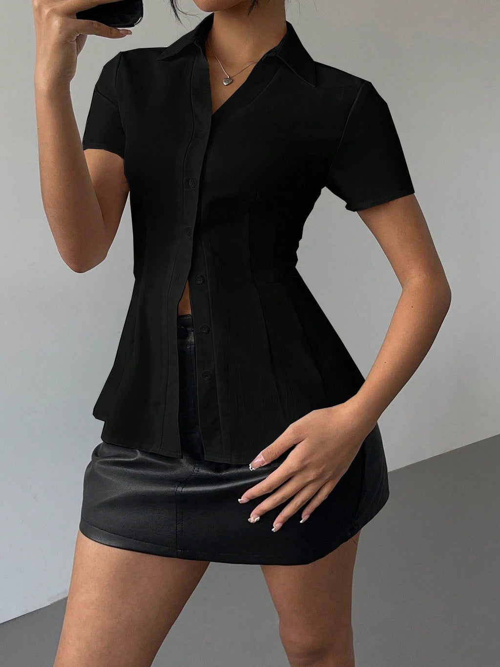 RǏWYÑ | Snatched Fit Collar Shirt