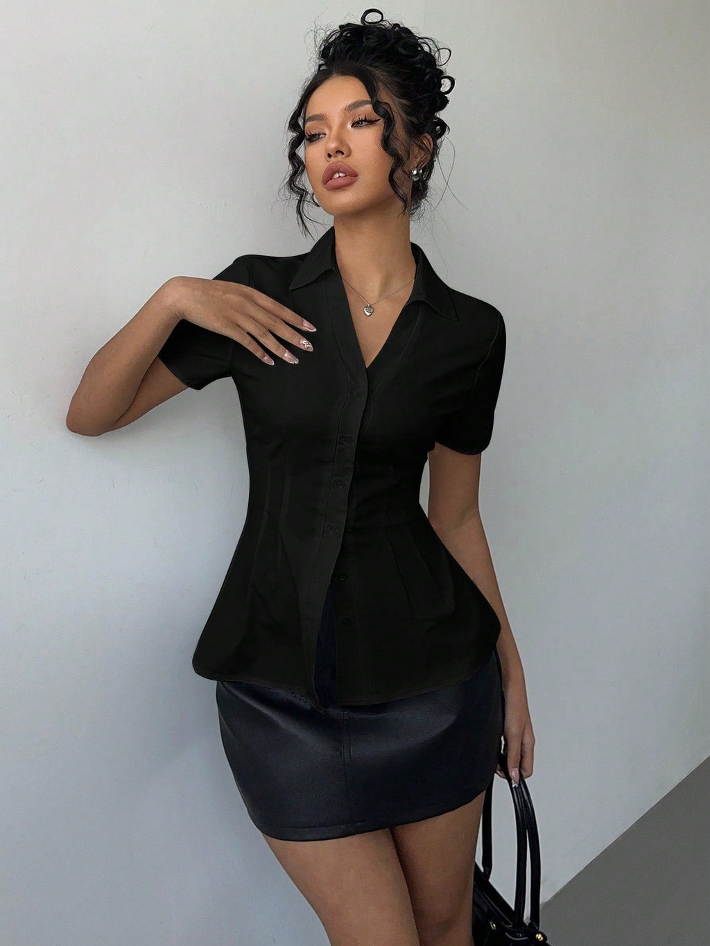 RǏWYÑ | Snatched Fit Collar Shirt