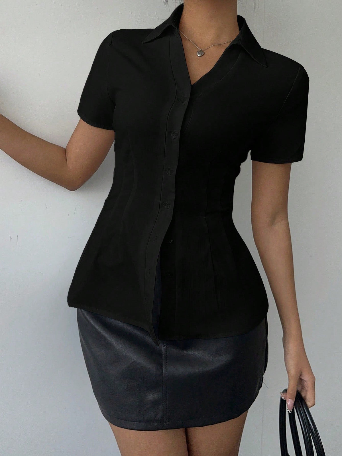 RǏWYÑ | Snatched Fit Collar Shirt