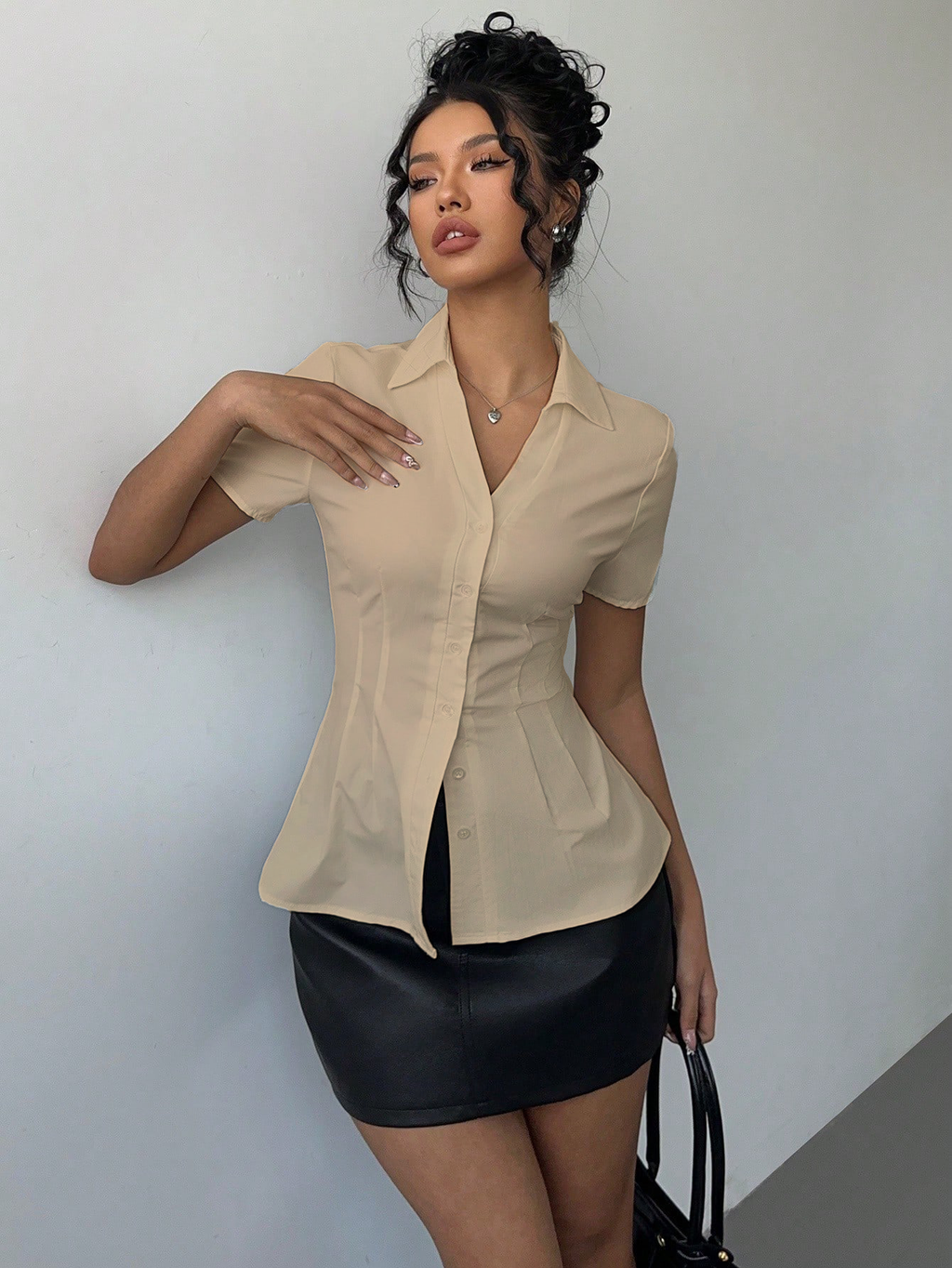 RǏWYÑ | Snatched Fit Collar Shirt
