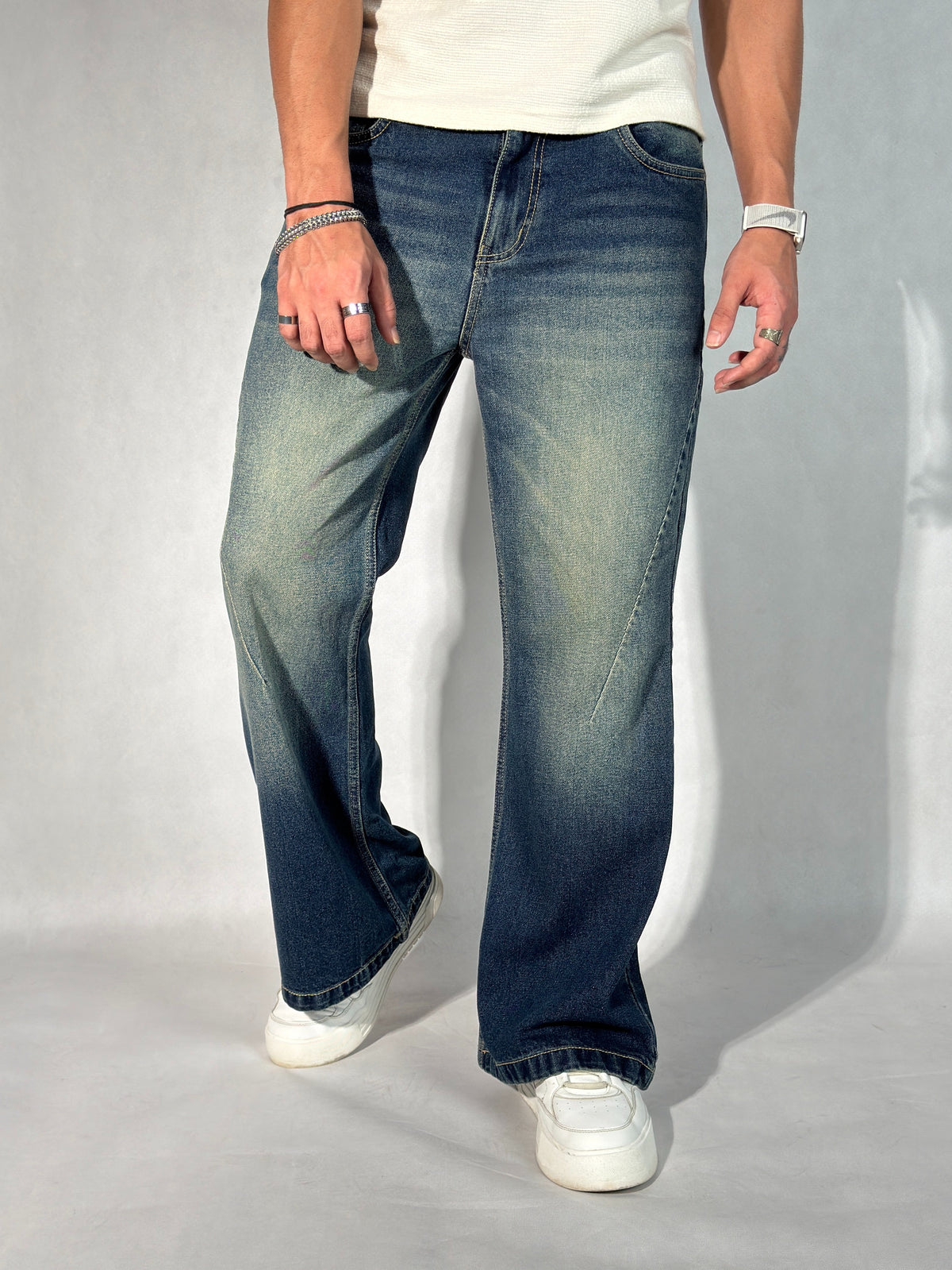 RIWYN New Aged Wash Straight A Line Jeans