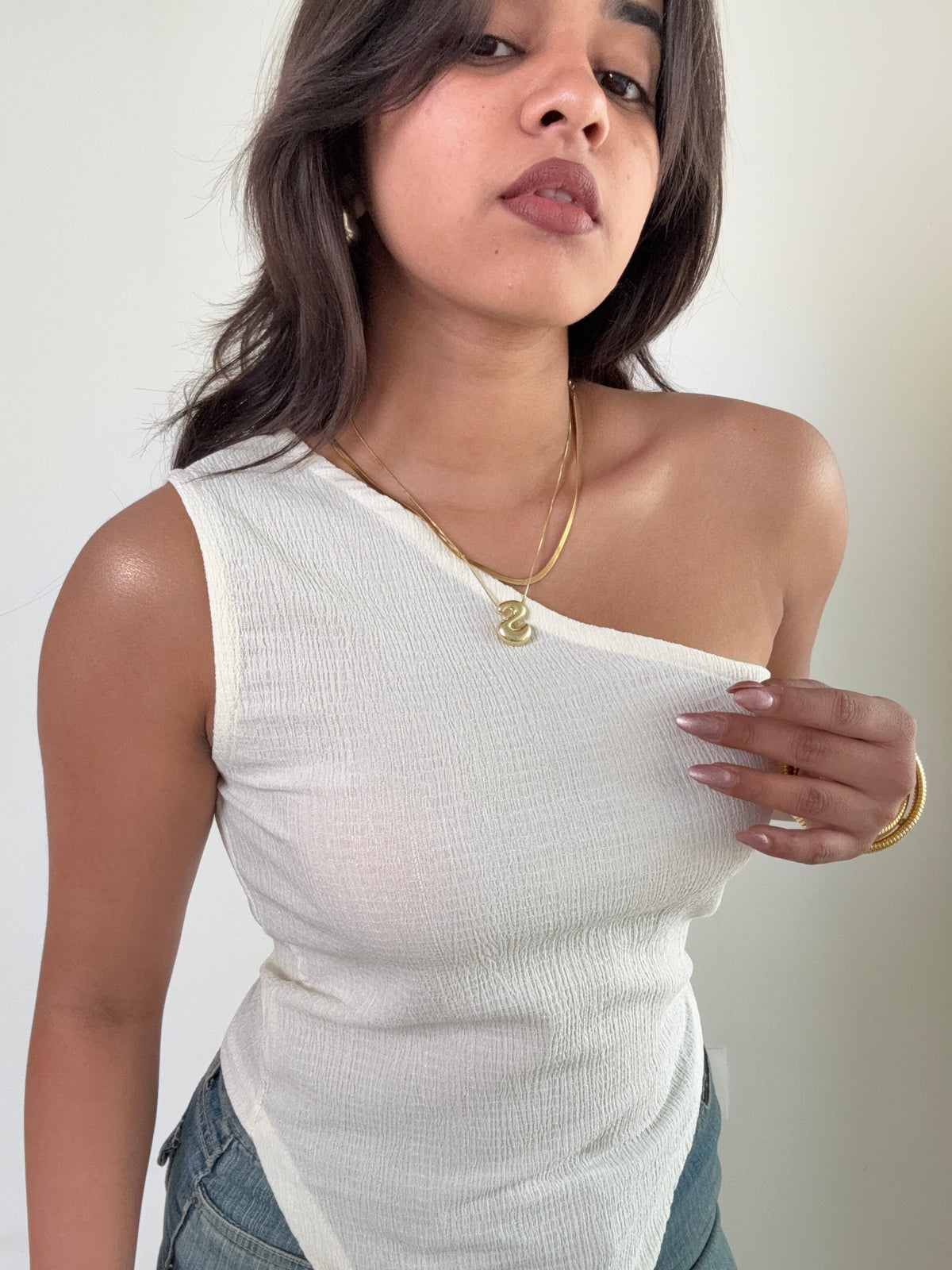 RǏWYÑ | Sleek One-Shoulder Asymmetrical Top