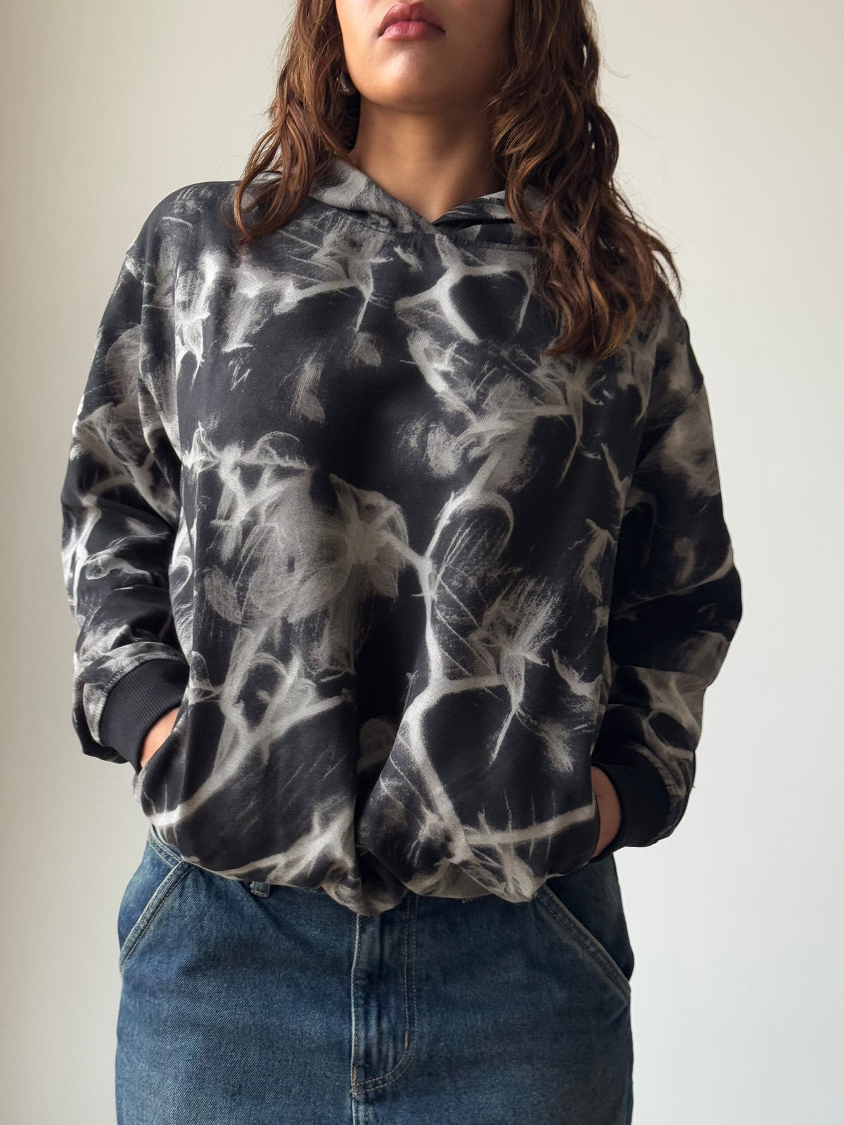 RǏWYÑ | Abstract Smoke Print Oversize Hoodie