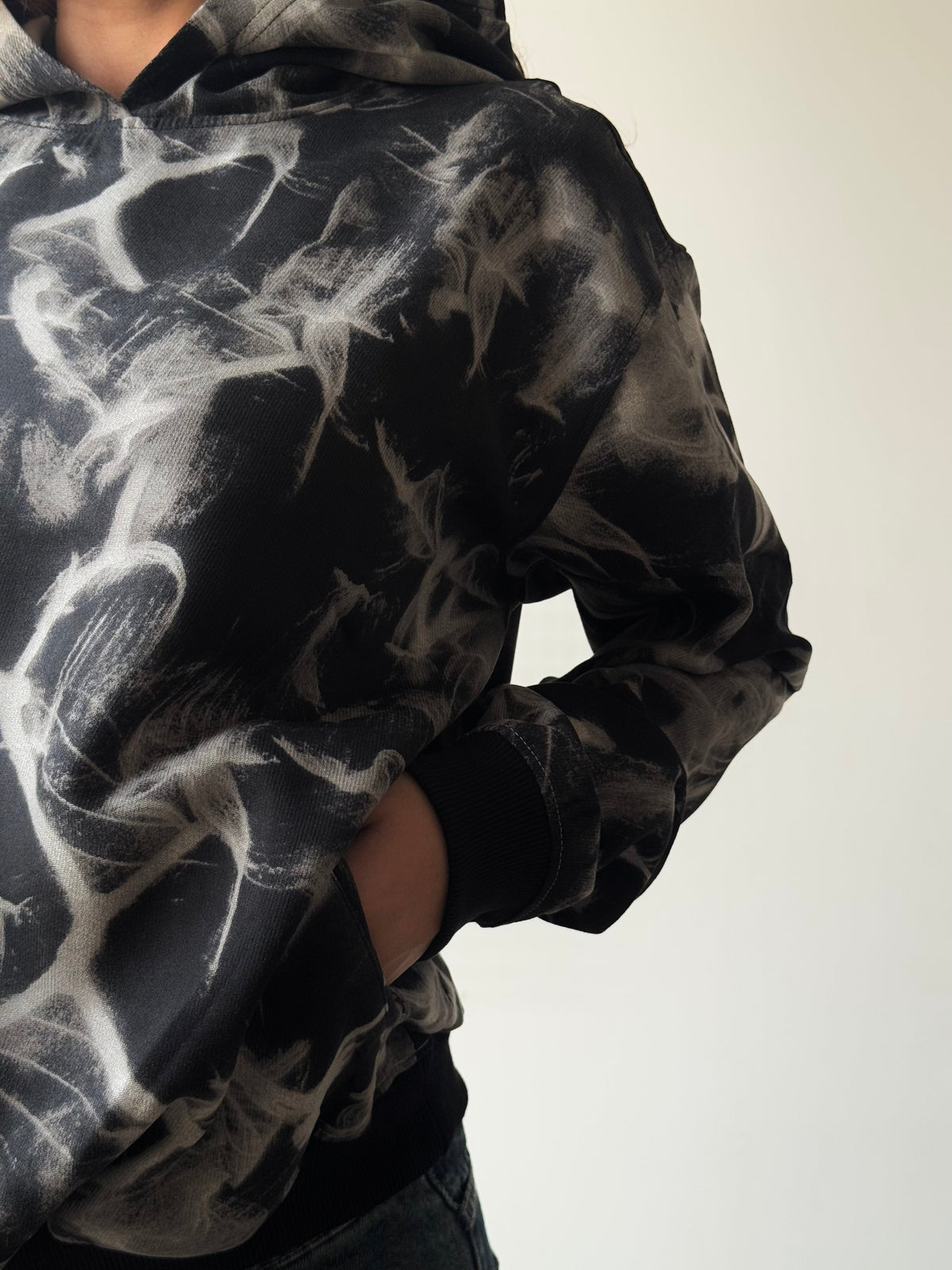 RǏWYÑ | Abstract Smoke Print Oversize Hoodie
