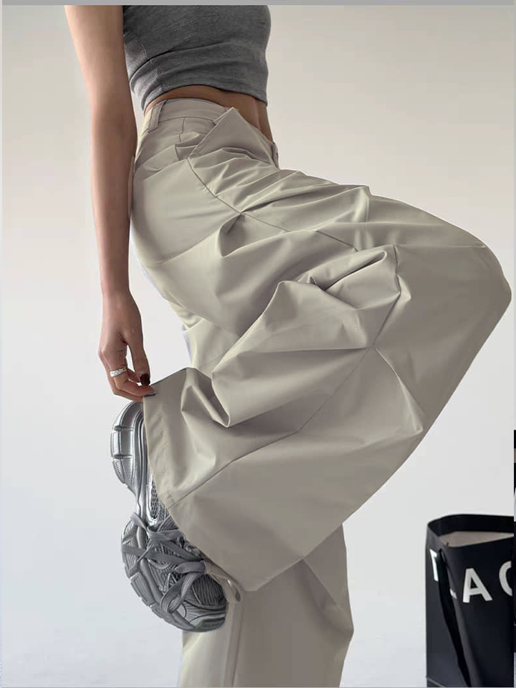 RǏWYÑ | Layered Pleat Tech Pants