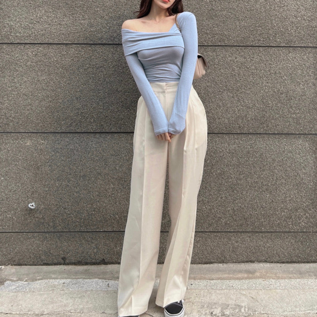 RǏWYÑ | Korean Way Overlpped Off-Shoulder Top