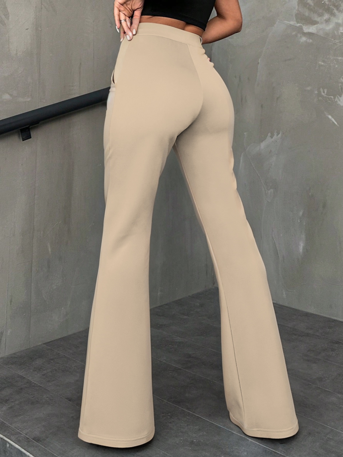 RǏWYÑ | Sculpt & Flare Leg Pants
