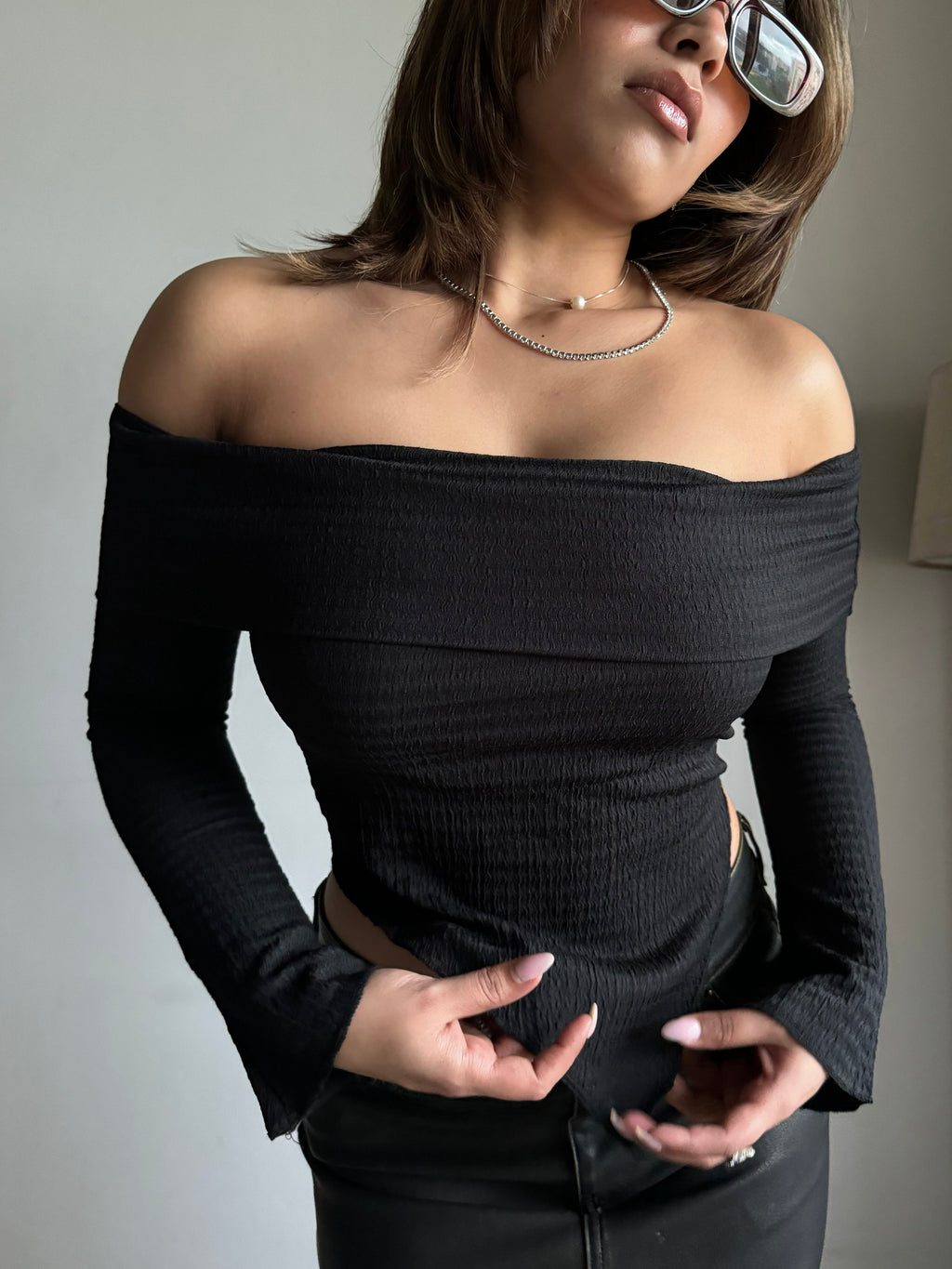 RǏWYÑ | Boho Wave Off-Shoulder Irregular Hem Top