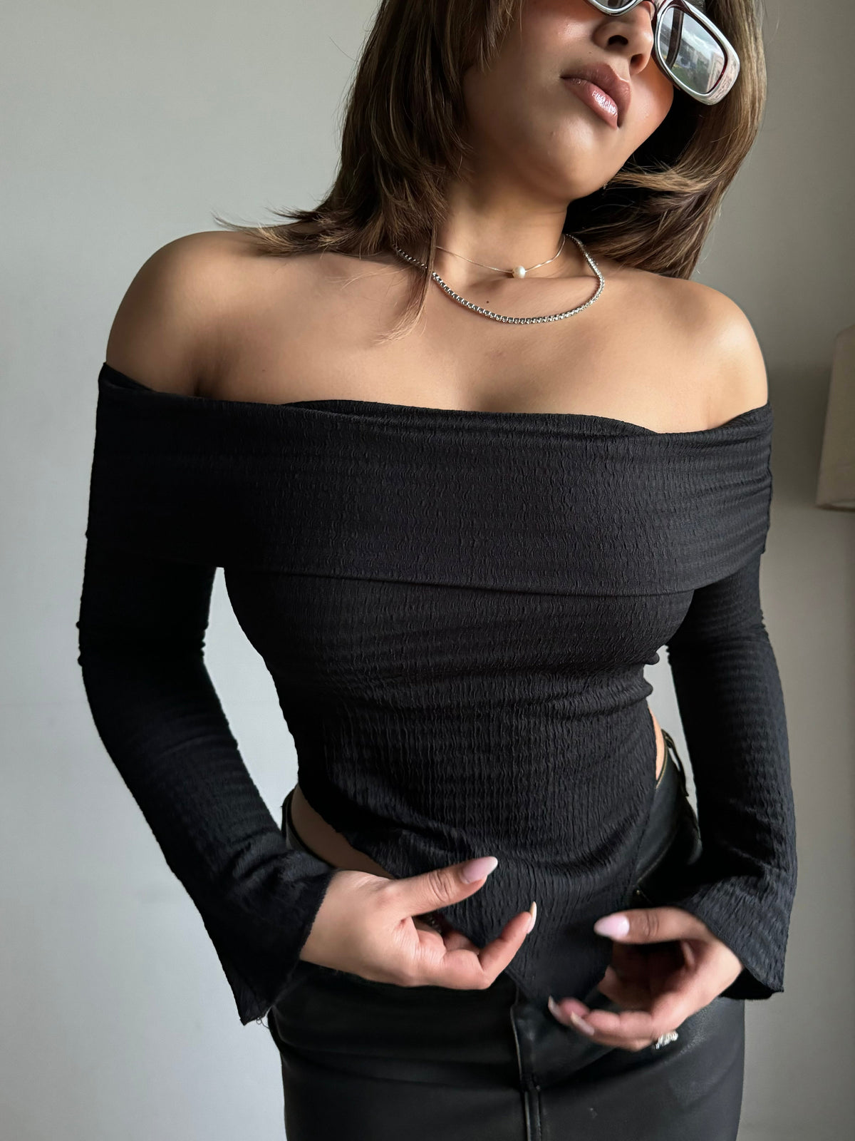 RǏWYÑ | Boho Wave Off-Shoulder Irregular Hem Top