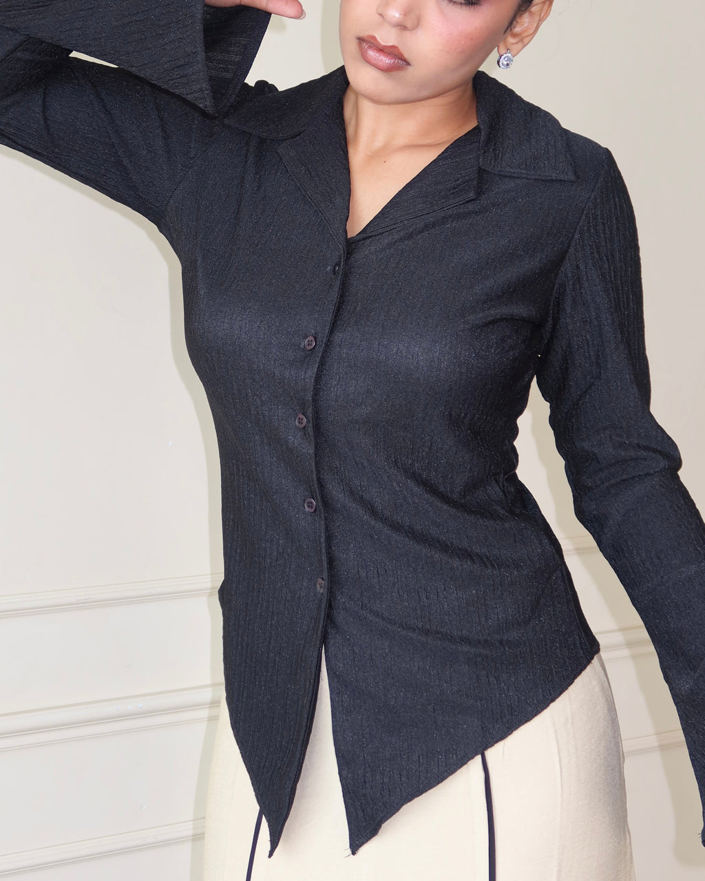 RǏWYÑ | Sleek Retro Texture Shirt