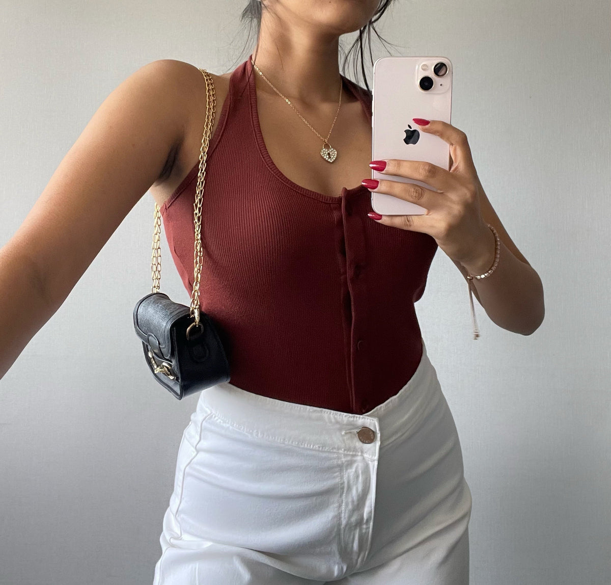 RǏWYÑ | Baesic Halter Neck Button Down Top
