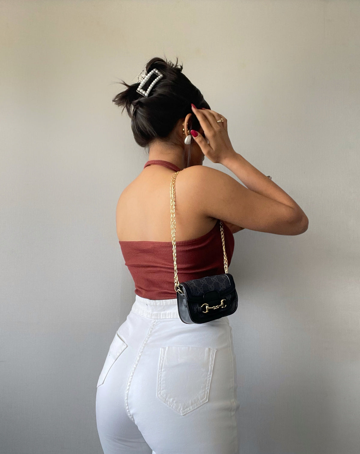 RǏWYÑ | Baesic Halter Neck Button Down Top