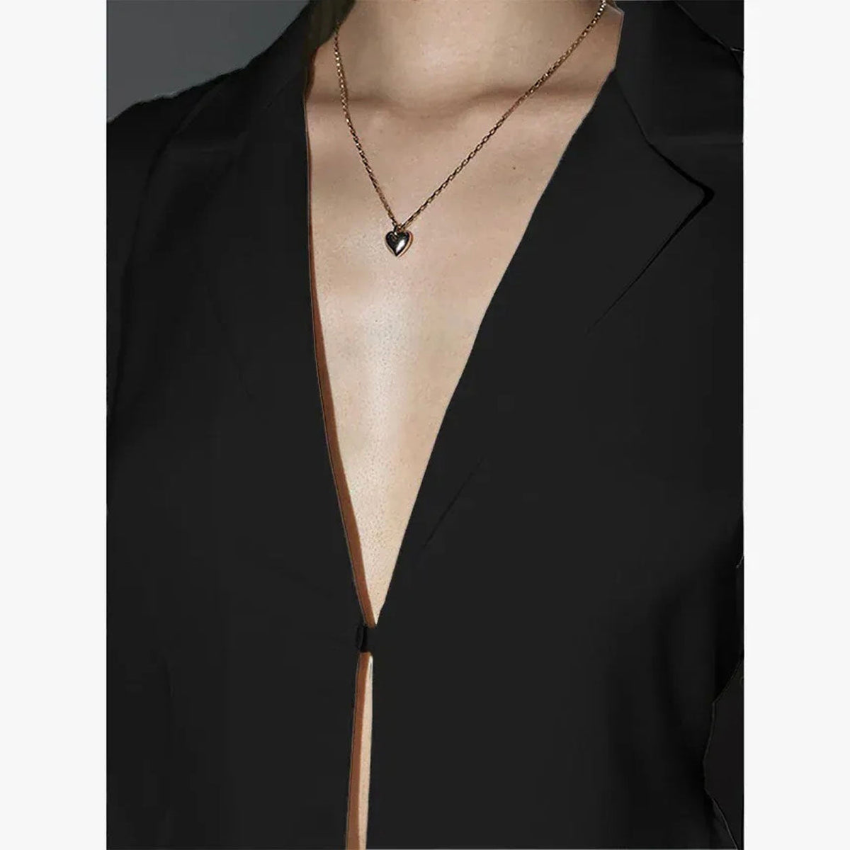RǏWYÑ | Structured Detail Cardigan Top