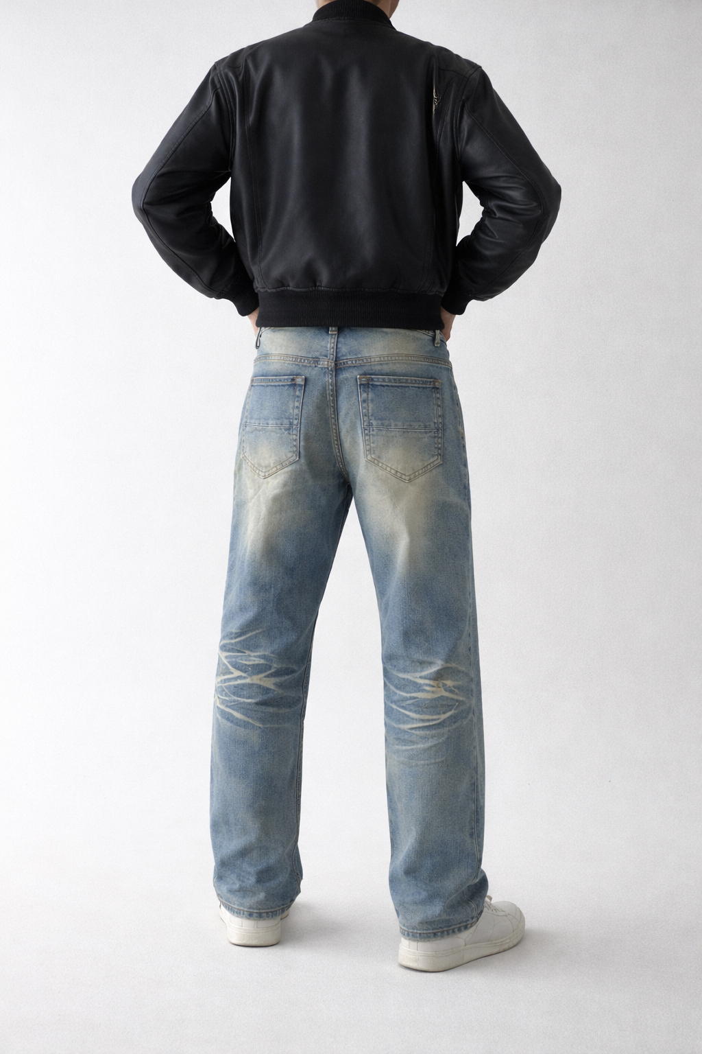 RIWYN Not So Clean Blue Wash Baggy Jeans