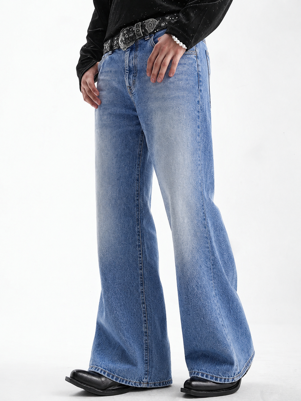 RIWYN Air Washed Blue Bootcut Jeans