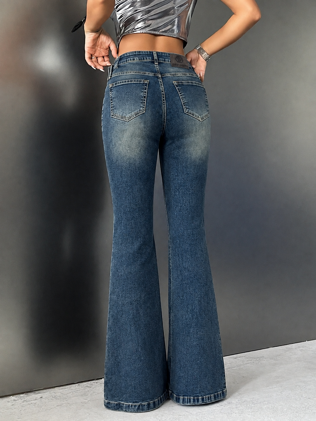 RǏWYÑ | Low Waist Vintage Wash Bootcut Jeans
