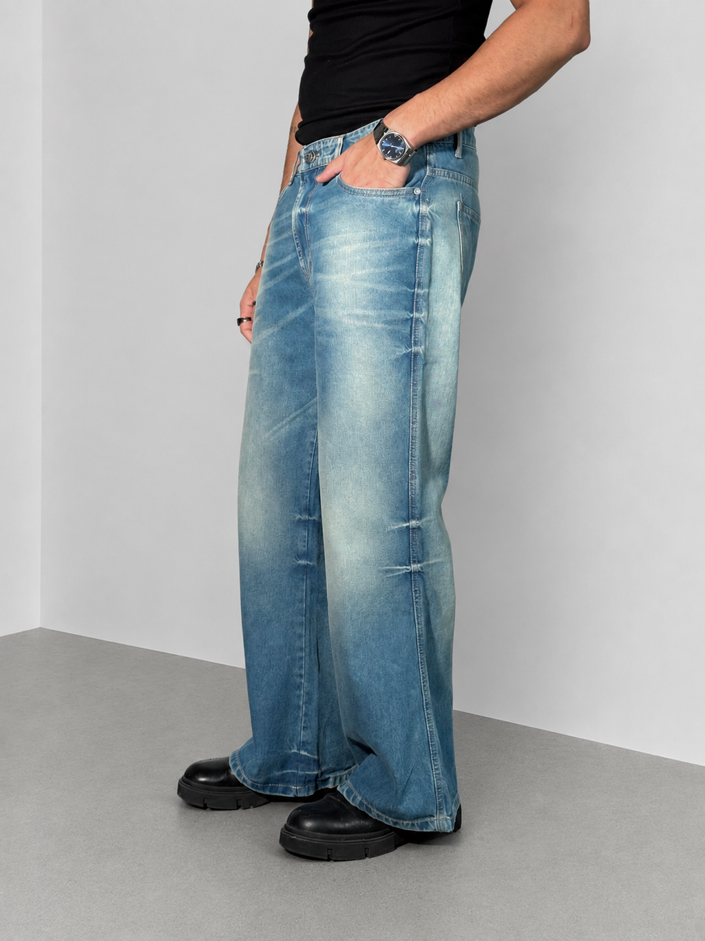 RIWYN Decade Denim Straight Leg Jeans