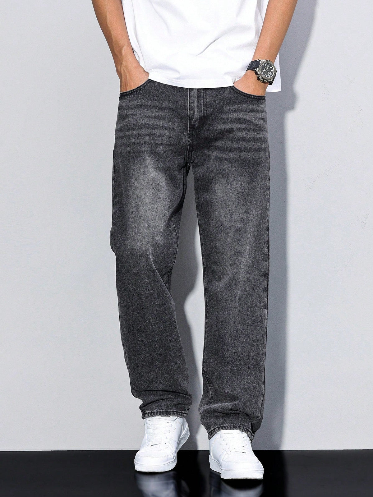 RIWYN Shadow Crest Straight Fit Jeans