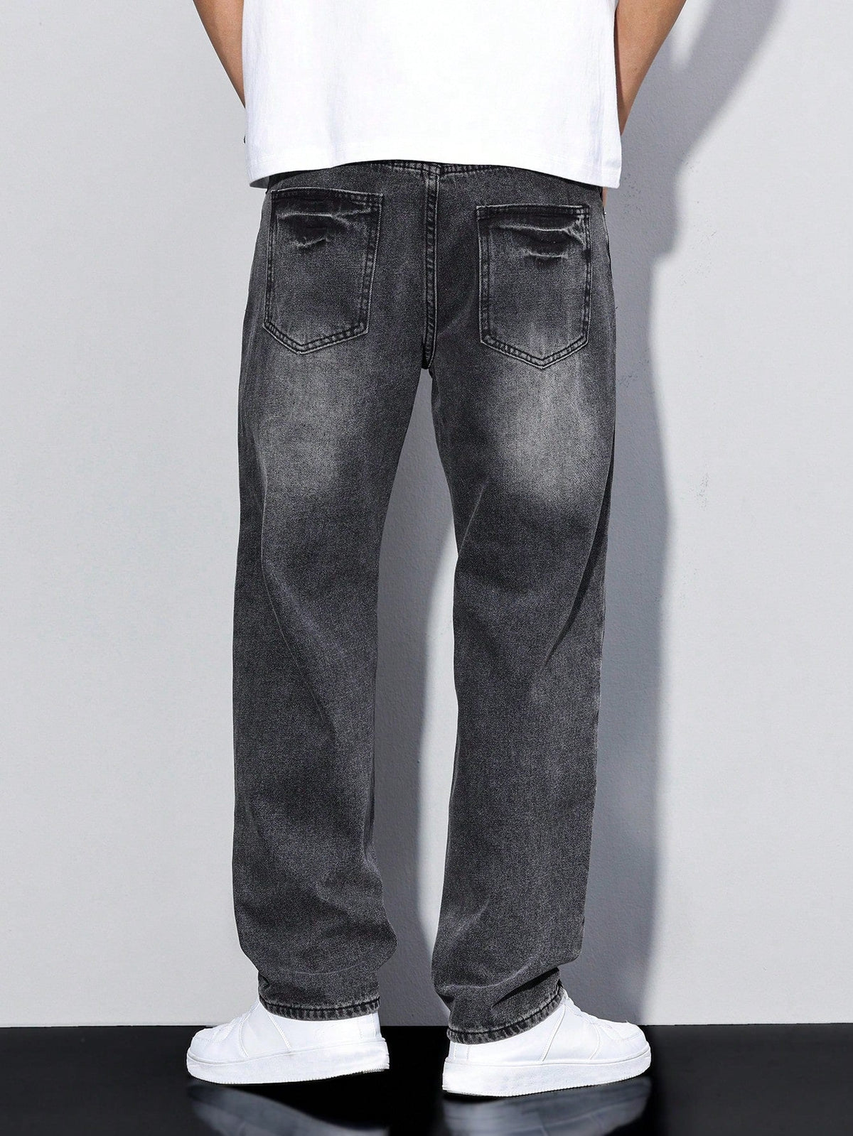 RIWYN Shadow Crest Straight Fit Jeans