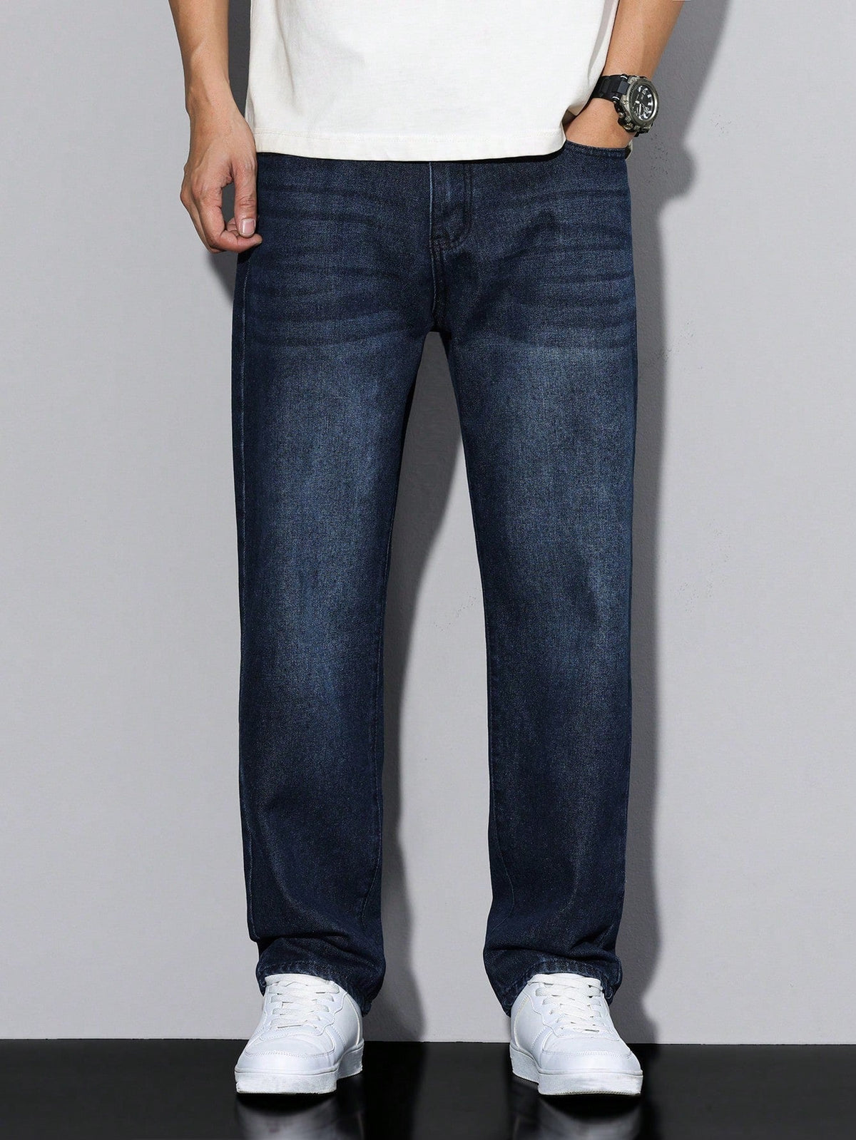 RIWYN Raw Indigo Straight Fit Jeans