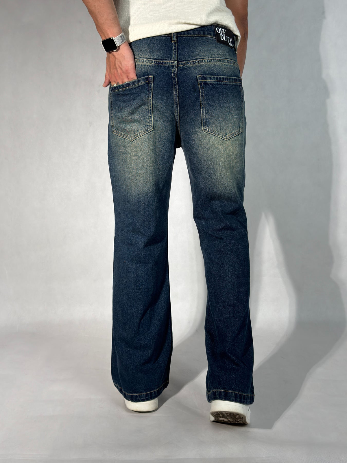 RIWYN New Aged Wash Straight A Line Jeans